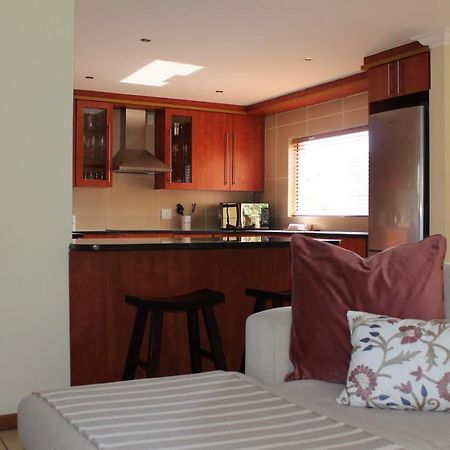 Topaz Cove Luxury Villas ايدنفيل المظهر الخارجي الصورة