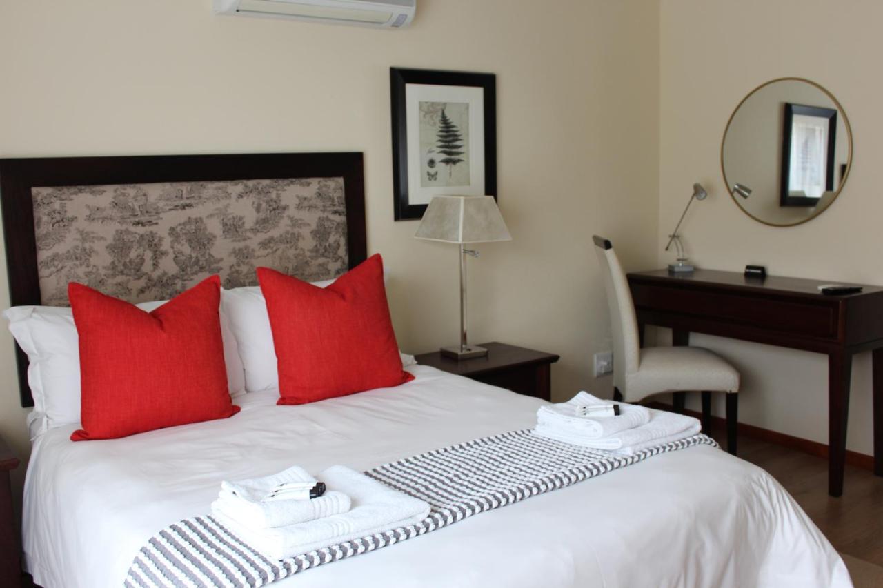 Topaz Cove Luxury Villas ايدنفيل المظهر الخارجي الصورة