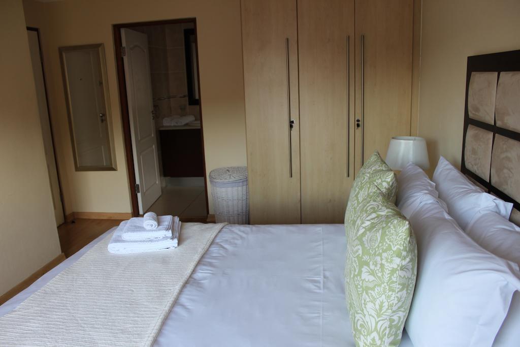Topaz Cove Luxury Villas ايدنفيل المظهر الخارجي الصورة