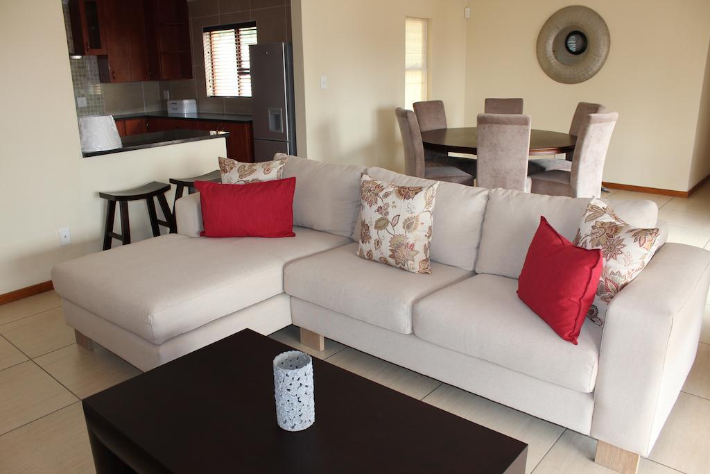 Topaz Cove Luxury Villas ايدنفيل المظهر الخارجي الصورة