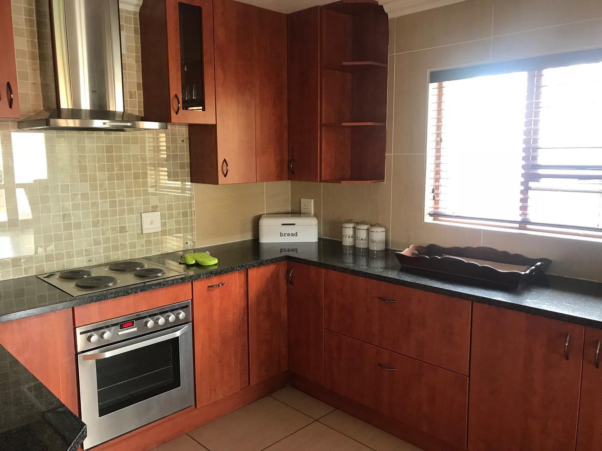 Topaz Cove Luxury Villas ايدنفيل المظهر الخارجي الصورة